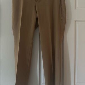 Banana Republic Woman’s cropped (ankle) Khaki Trousers.